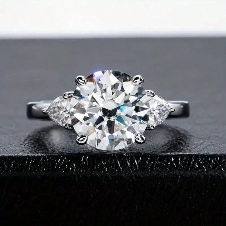 BRILLAR4.6 Car Moissanite Ring Main Stone 4 Carat D-Color Moissanite 925 Silvery Ladies 'ring Engagement Wedding Anniversary Valentine's Day Gift Suitable For Daily Wear Holiday Wedding Occasions Low Sensitivity